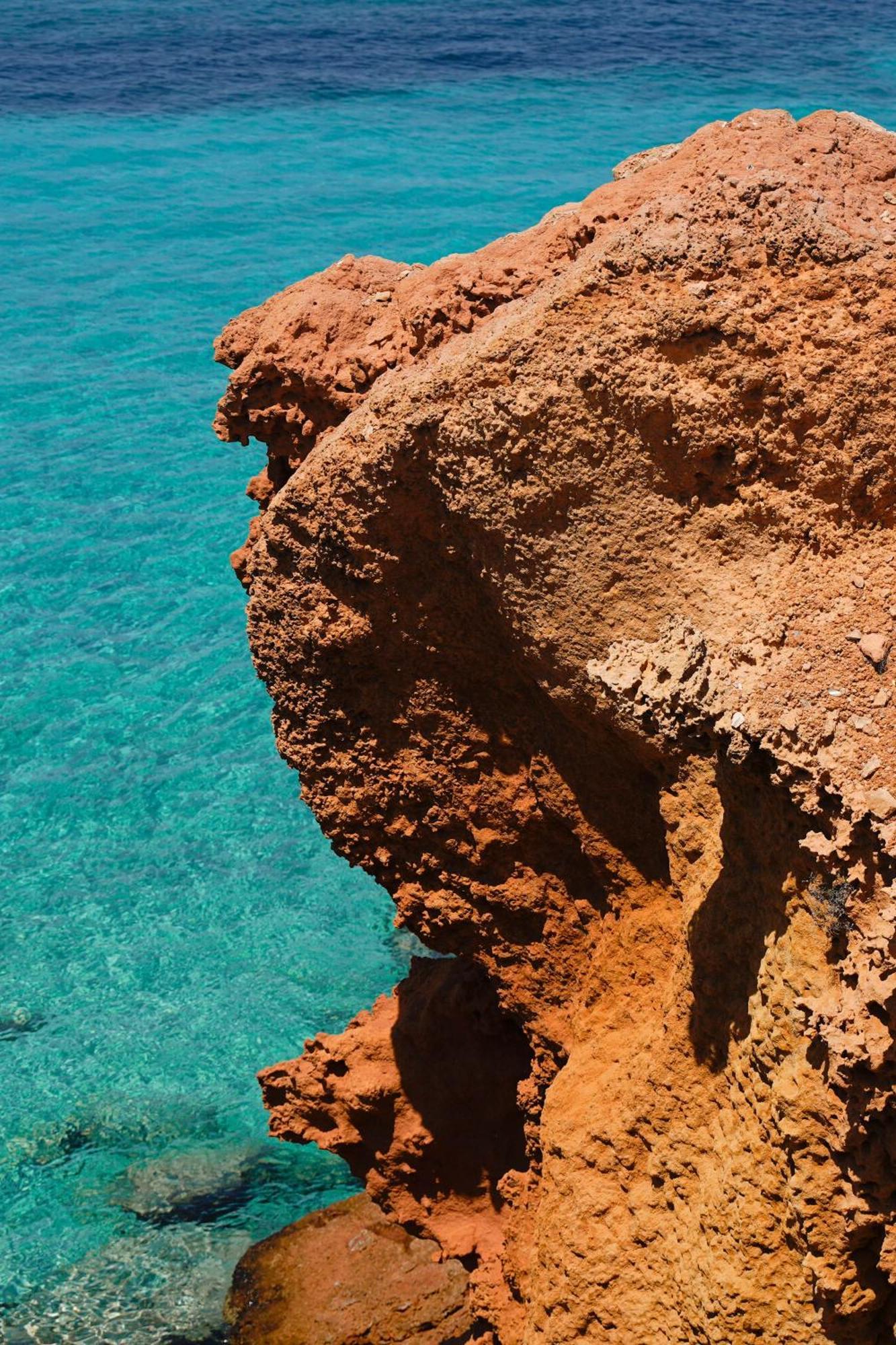 Hotel Cala Saona & Spa Bagian luar foto