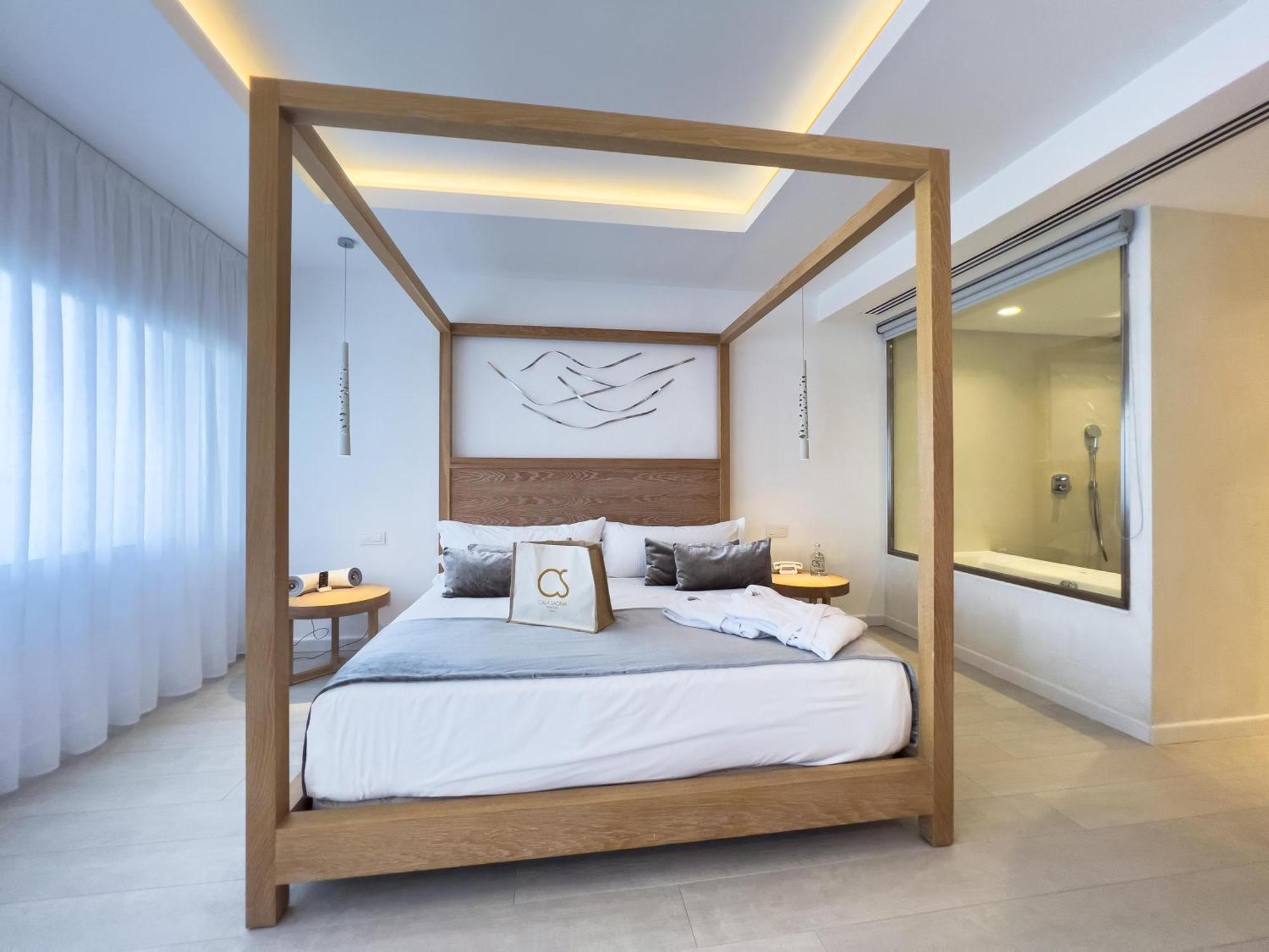 Hotel Cala Saona & Spa Bagian luar foto